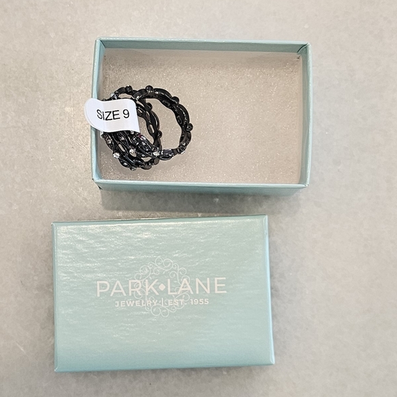 Park Lane Caviar Ring - Picture 2 of 3